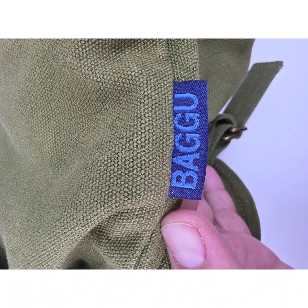 Baggu Duck Bag Backpack Olive Green Recycled‎ Cotton Canvas  display picture 3